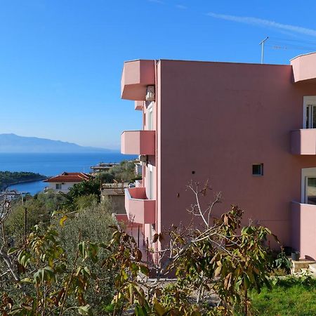 Pink Holiday Sarandë Buitenkant foto