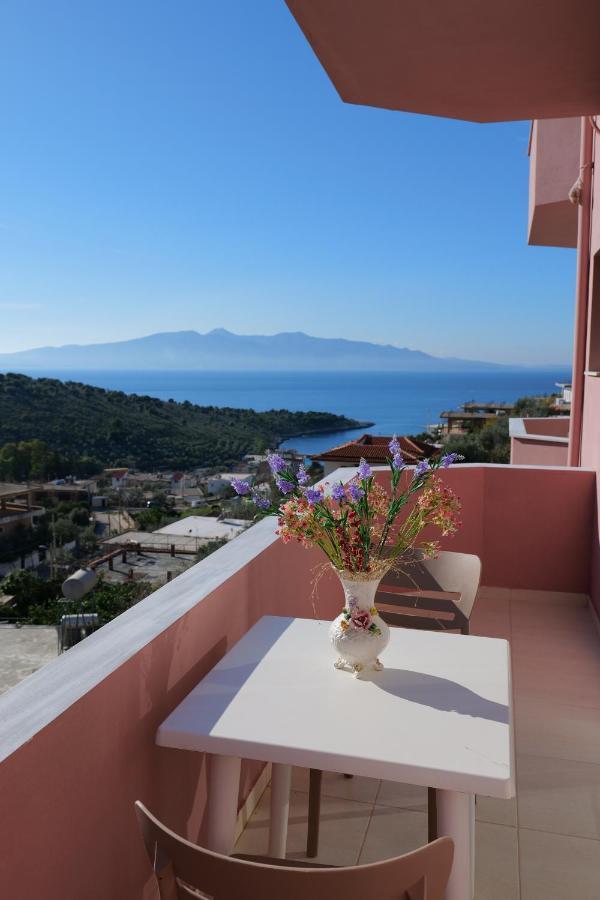 Pink Holiday Sarandë Buitenkant foto